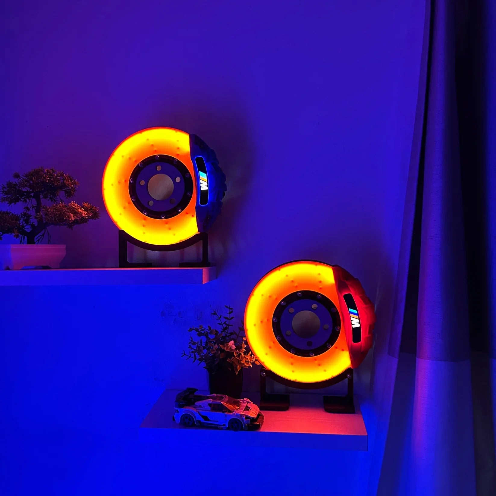 BrakeLamp | Lampe Inspirée des freins des véritables voitures de sport